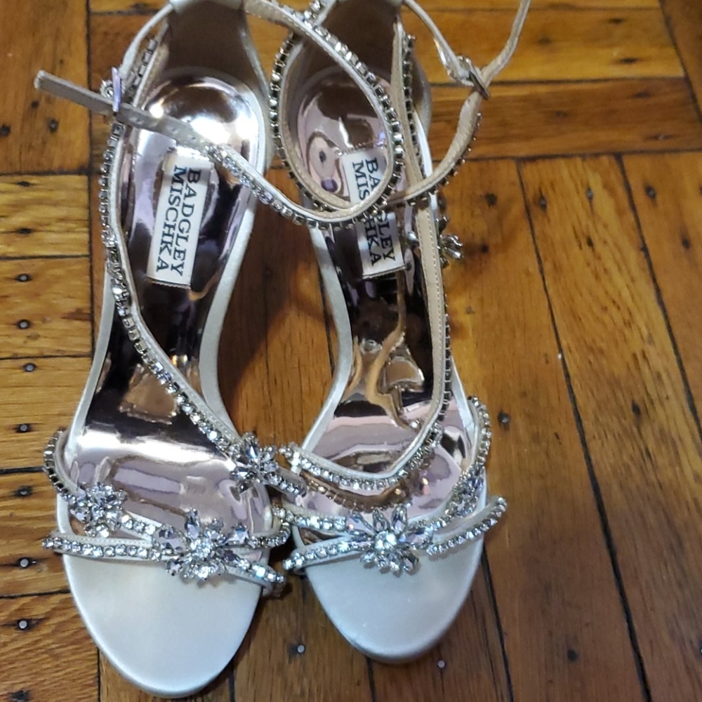 Badgley Mischka open toe sandals